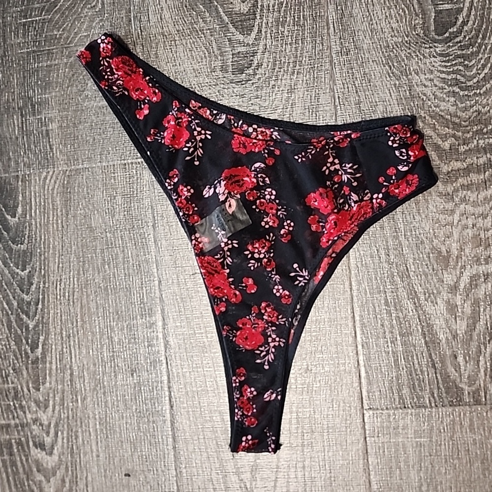 🎉 Marisa floral Brazilian Bikini Panty 🎉
